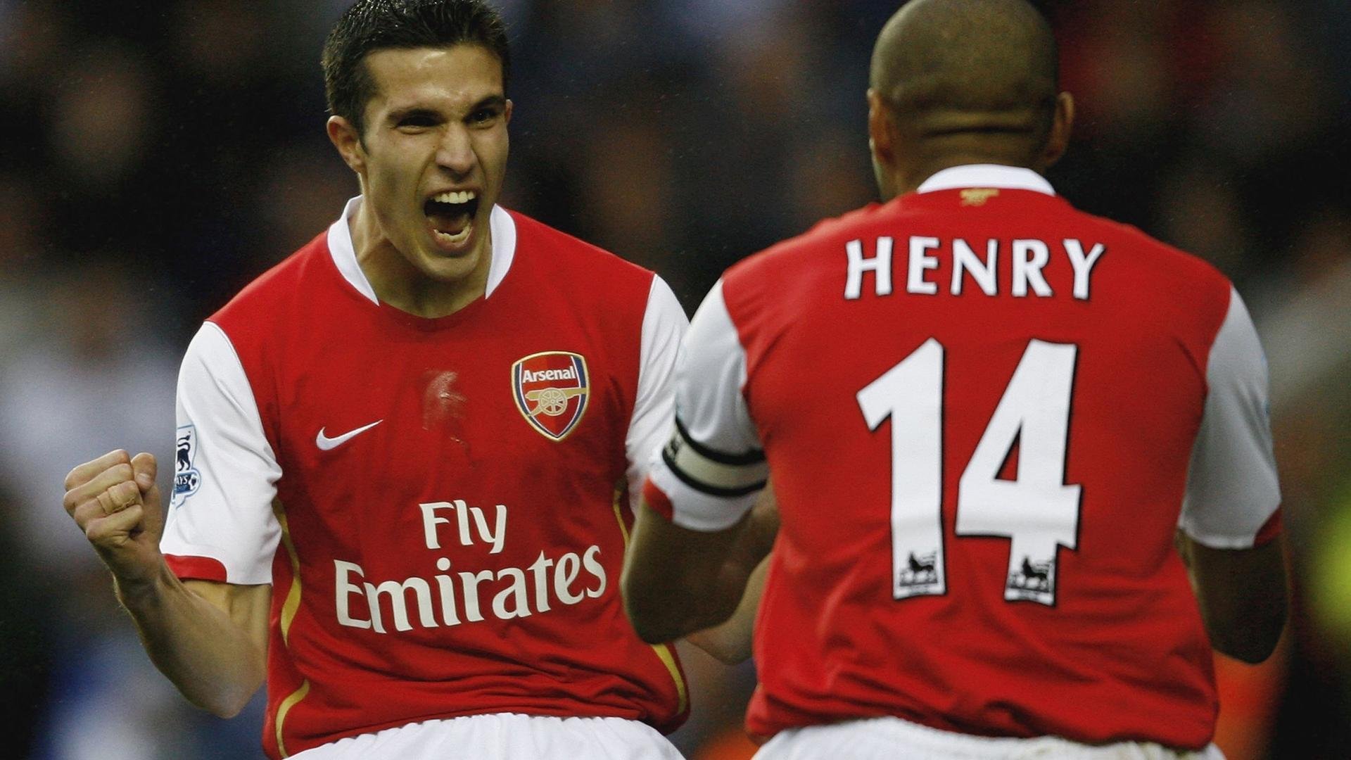 职业联赛转播制作水平未达国际标准,五大联赛转播权多少钱