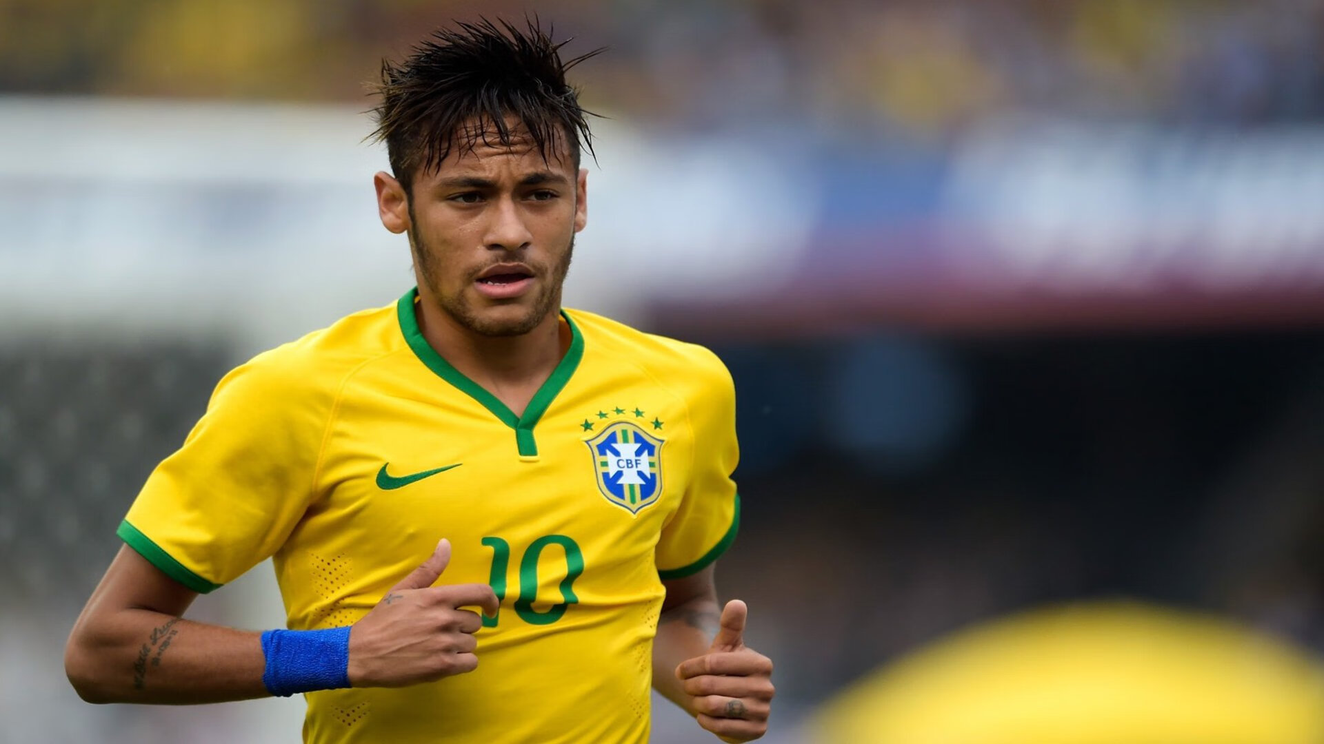 “萨尔·巴赫在南非队的角色转变:从替补到主力”