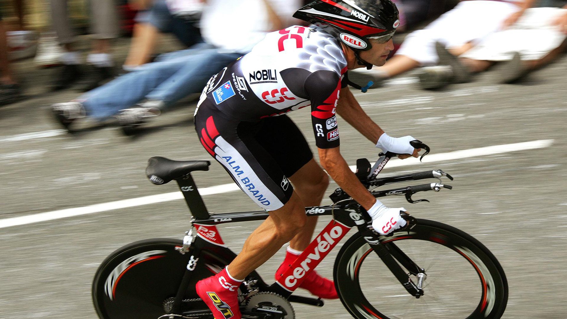 公牛发布全新宣传片向球迷致敬，公牛近况